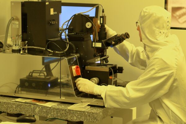 China’s CRISPR Revolution: Gene Editing at the Edge of Ethics and Innovation l n r2tVRjxzFM8 unsplash