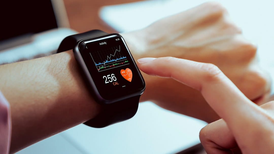 Your Smartwatch Could Save Your Life — Here’s How AI Is Detecting Illness Before Symptoms Show
